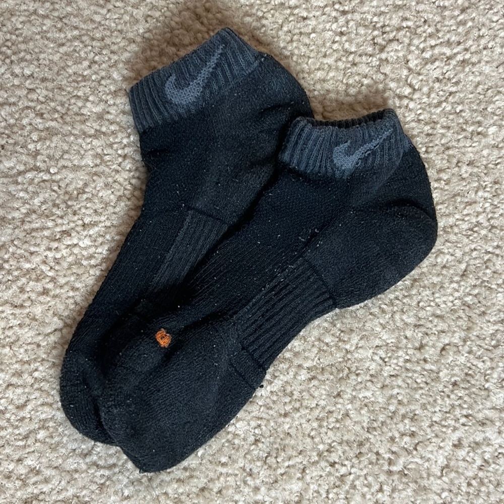 Black Nike socks